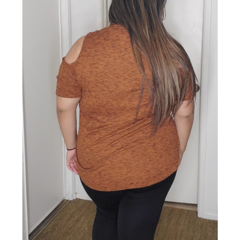 Brown/Tan Cold shoulder top - Picture 3 of 3